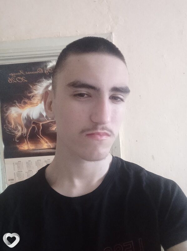 Коля, 18, Екатеринбурге — анкета №4332383