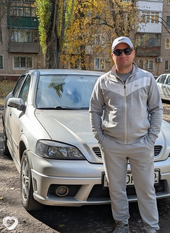 Ден, 38, Горловке — анкета №4332791