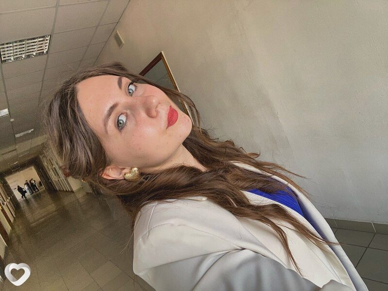 Оля, 21, Саратове — анкета №4333710