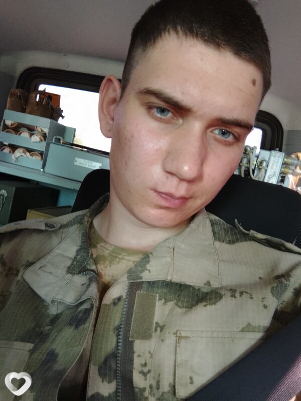 Vitaliy, 22, Екатеринбурге — анкета №4333903