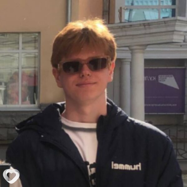Леонид, 18, Астрахани — анкета №4333804