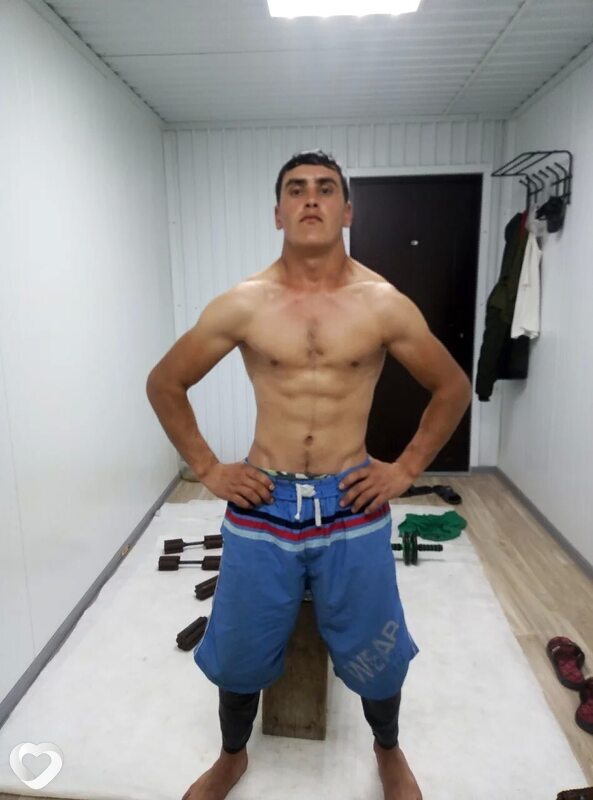 Артур, 29, Тюмени — анкета №4335333