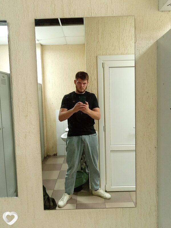 Алексей, 23, Крымске — анкета №4335674