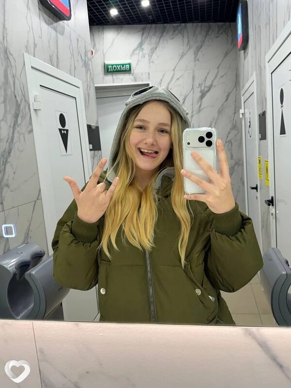 Даша, 18, Сочи — анкета №4336680