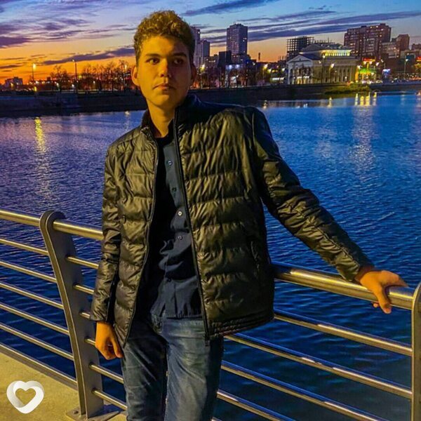 Назар, 22, Санкт-Петербурге — анкета №4337673