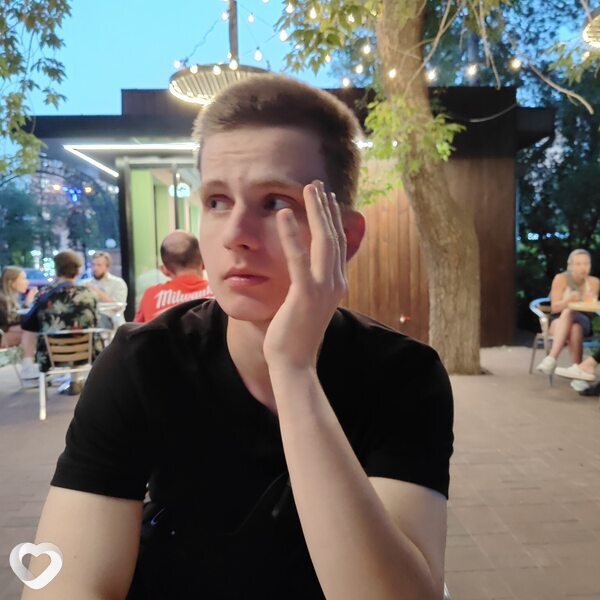Евгений, 22, Магнитогорске — анкета №4337363