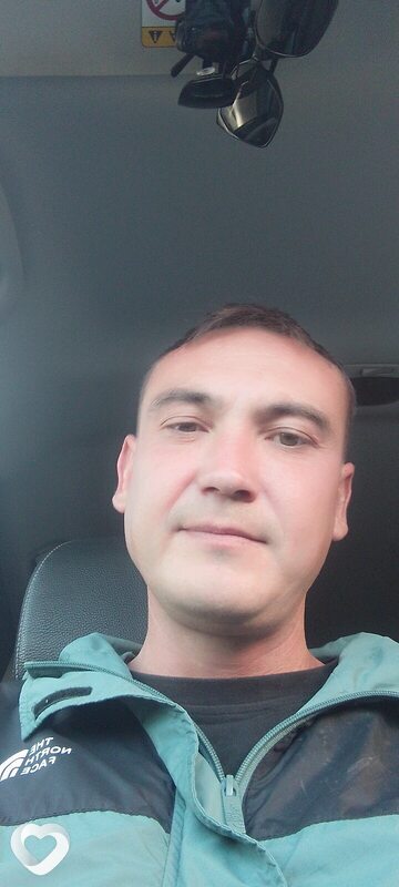 Максим, 35, Корсакове — анкета №4338989