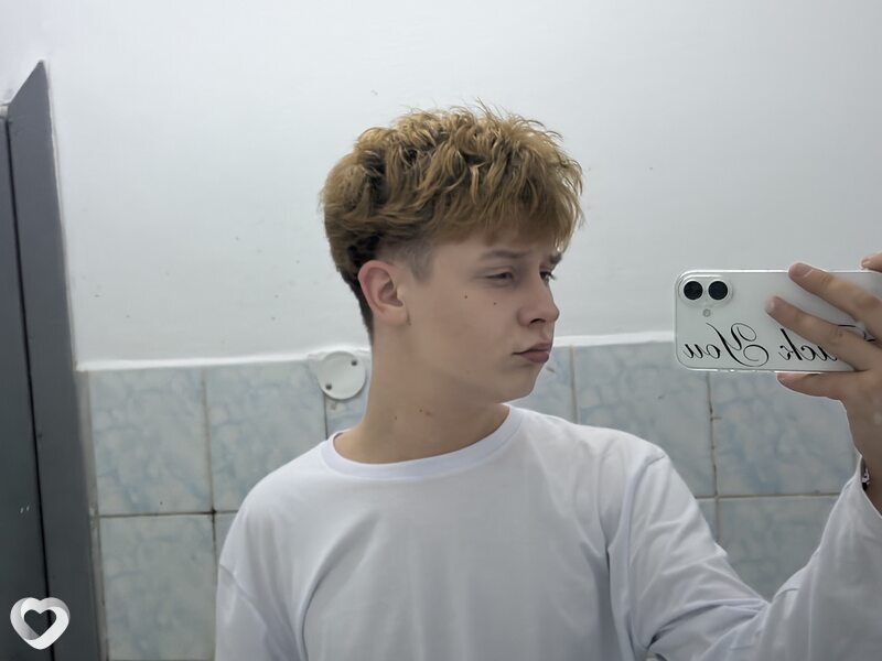 Андрей, 20, Кемерове — анкета №4339527