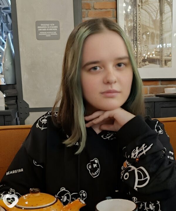 Алëна, 22, Гатчине — анкета №4340894