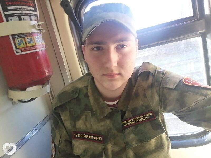 Артем, 24, Ульяновске — анкета №4342500