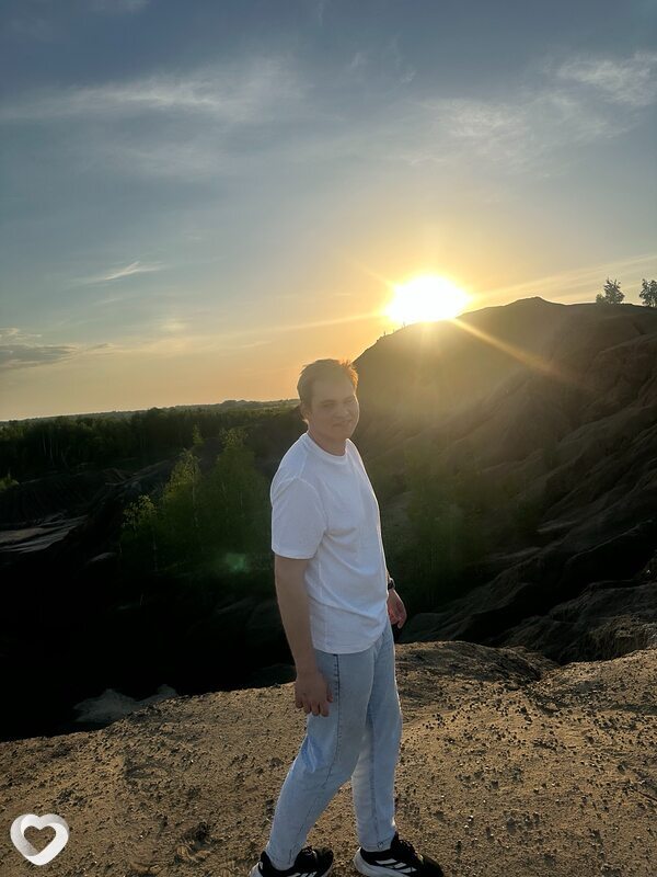 Алекс, 20, Орёл — анкета №4342860
