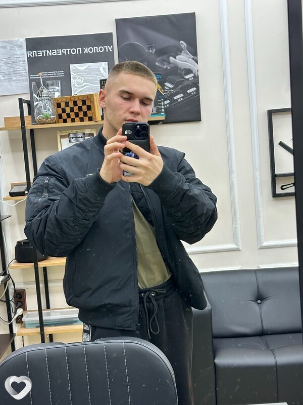 Максим, 22, Ростове-на-Дону — анкета №4343324