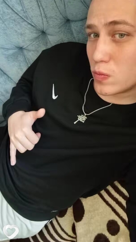 Артём, 24, Кемерове — анкета №4345107