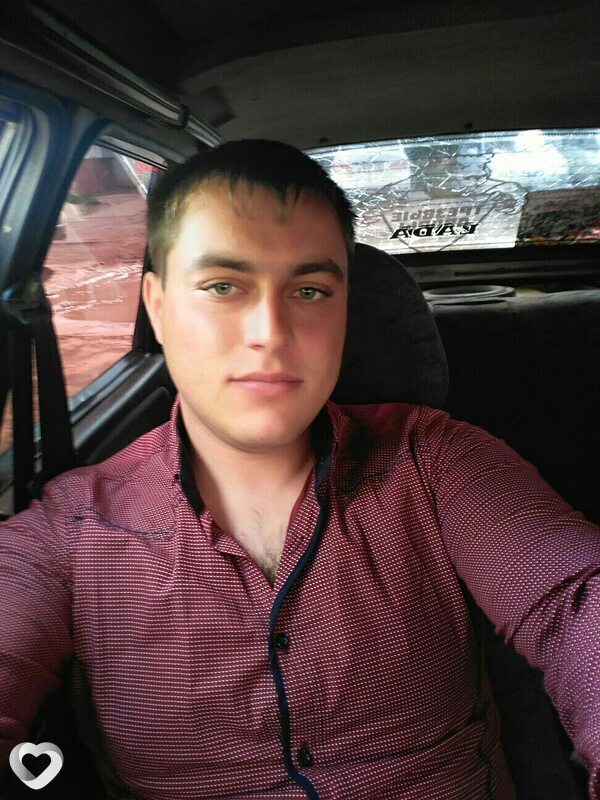 Денис, 31, Торезе — анкета №4345212