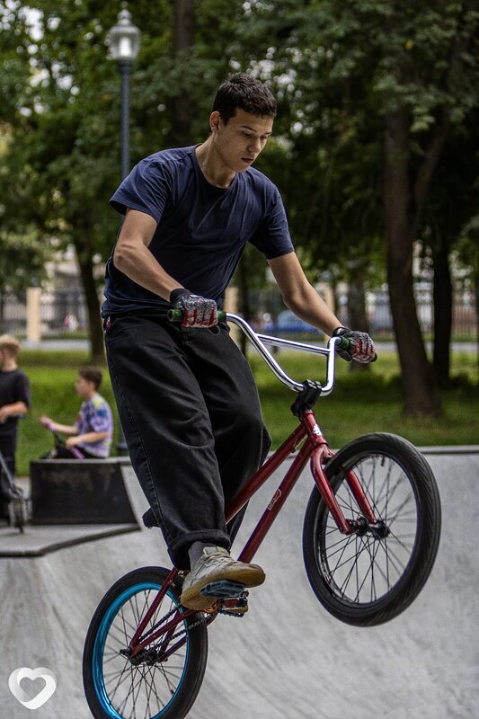 Александр, 20, Коломне — анкета №4345435