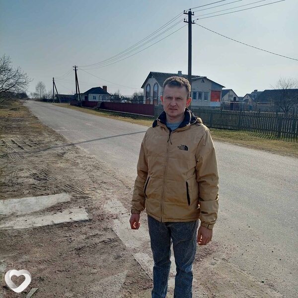 Артём, Ельск