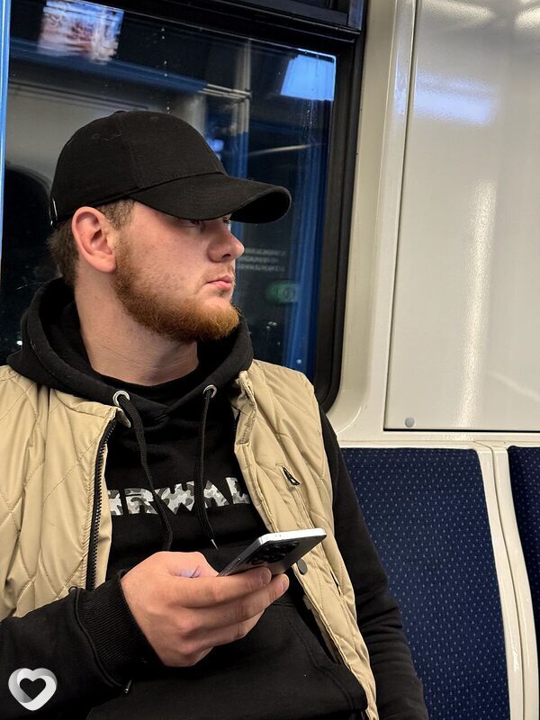 Олег, 27, Ташкент — анкета №4346748