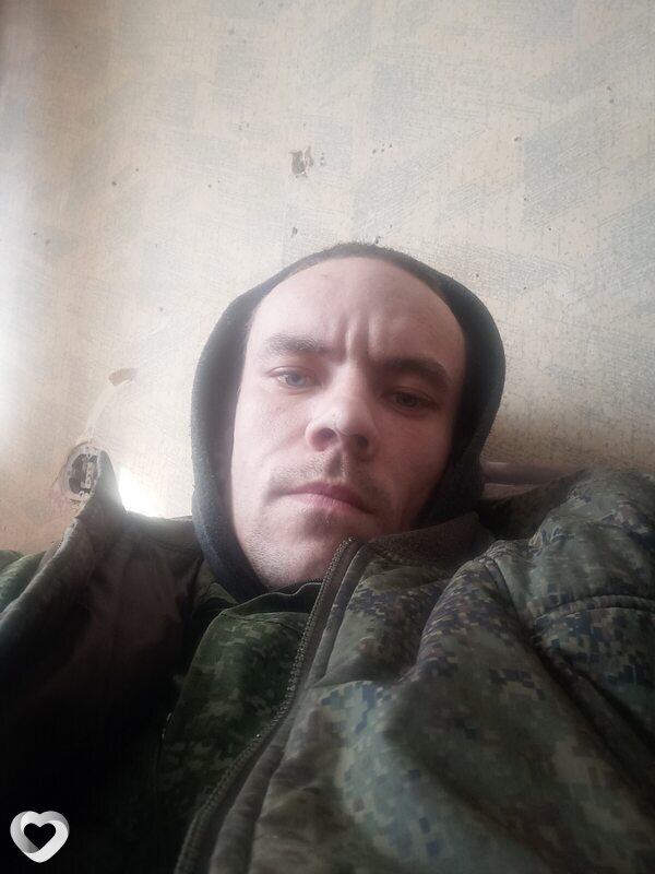 Андрей, 27, Кирове — анкета №4347108