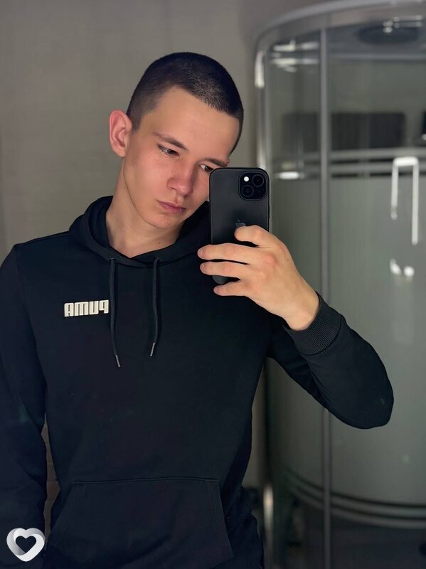 Степан, 21, Иркутске — анкета №4347499