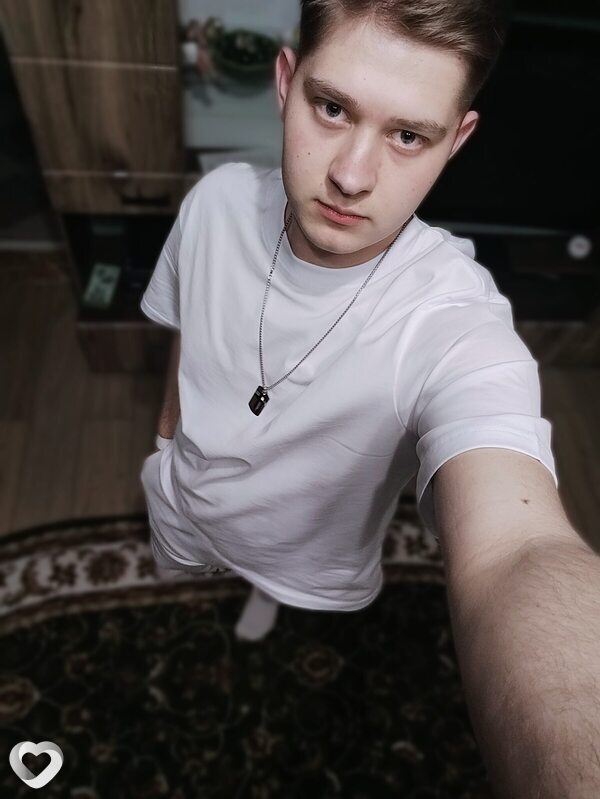 Андрей, 22, Санкт-Петербурге — анкета №4348437