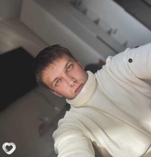 Женя, 21, Санкт-Петербурге — анкета №4348737