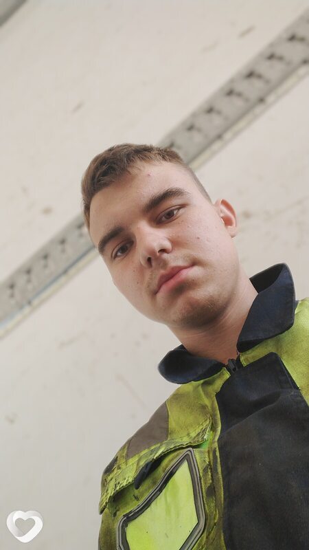 Ярослав, 19, Сыктывкаре — анкета №4348909