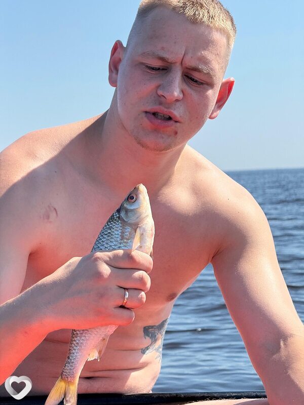 Денис, 24, Вологде — анкета №4350286