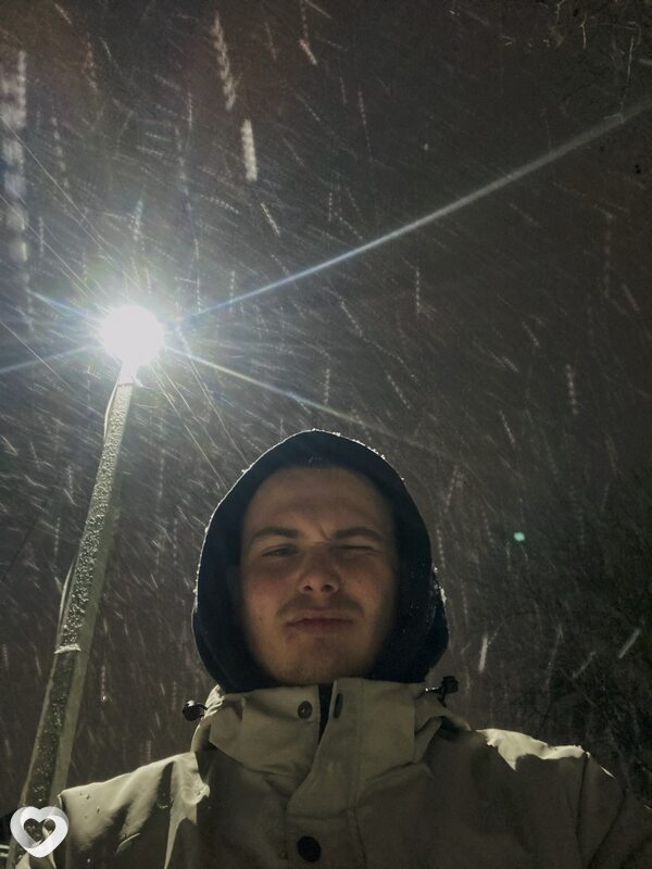 Михаил, 19, Москве — анкета №4350073
