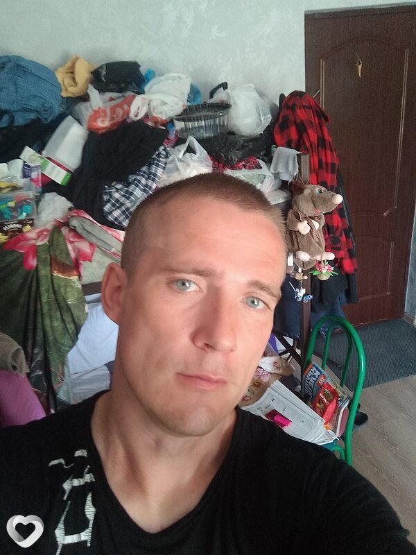 Артем, 40, Азове — анкета №4350707