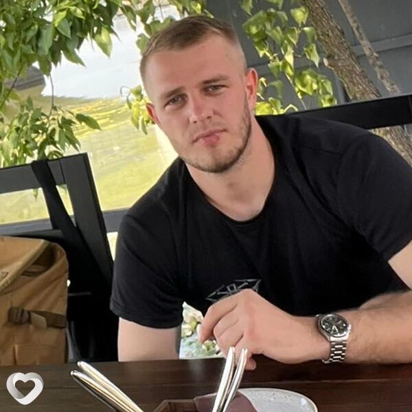 Олег, 28, Николаеве — анкета №4350962