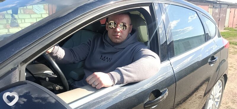 Дмитрий, Столбцы