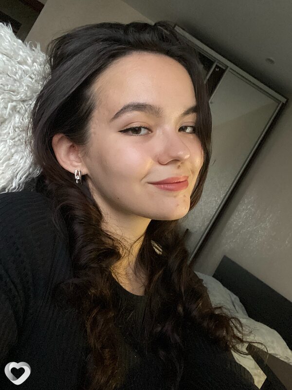 Алена, 21, Санкт-Петербурге — анкета №4352053