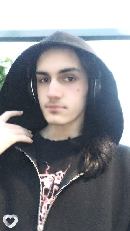 Mihail, 18, Екатеринбурге — анкета №4352721
