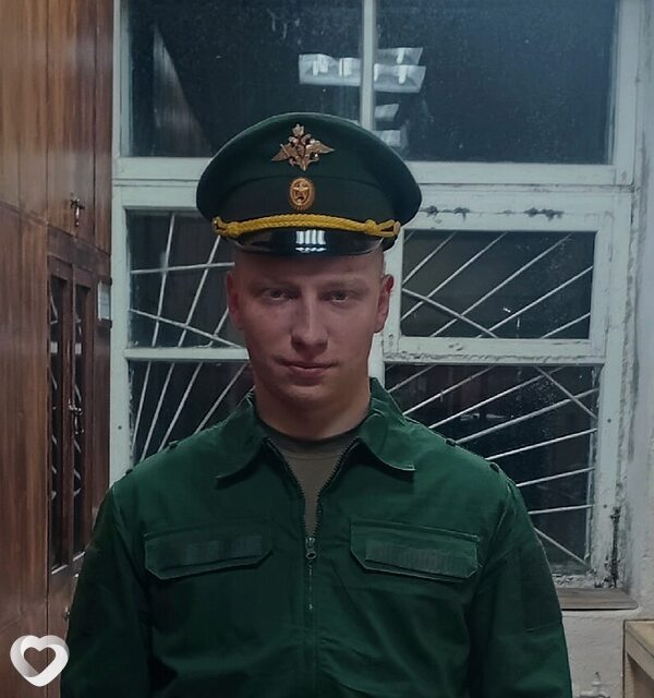 Игорь, 21, Миассе — анкета №4352838
