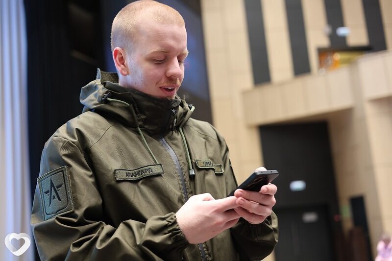 Максим, 20, Москве — анкета №4353100