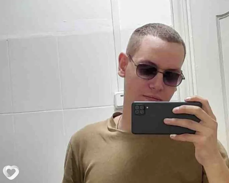 Алексей, 20, Горно-Алтайске — анкета №4353151