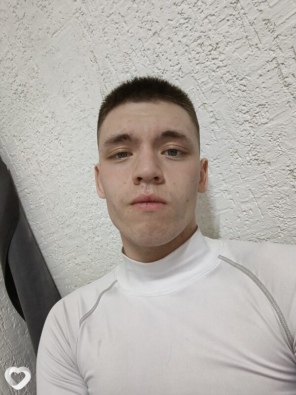 Вадим, 21, Омске — анкета №4354711