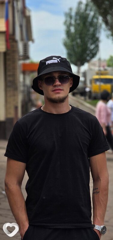 Дмитрий, 28, Донецке — анкета №4355481