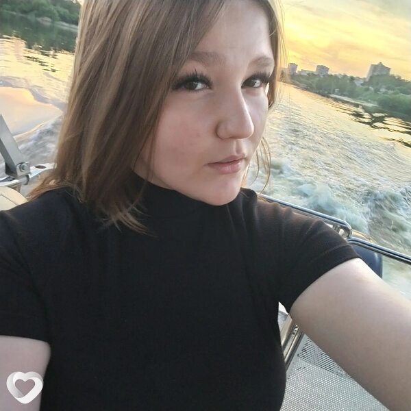 Карина, 19, Тамбове — анкета №4355608