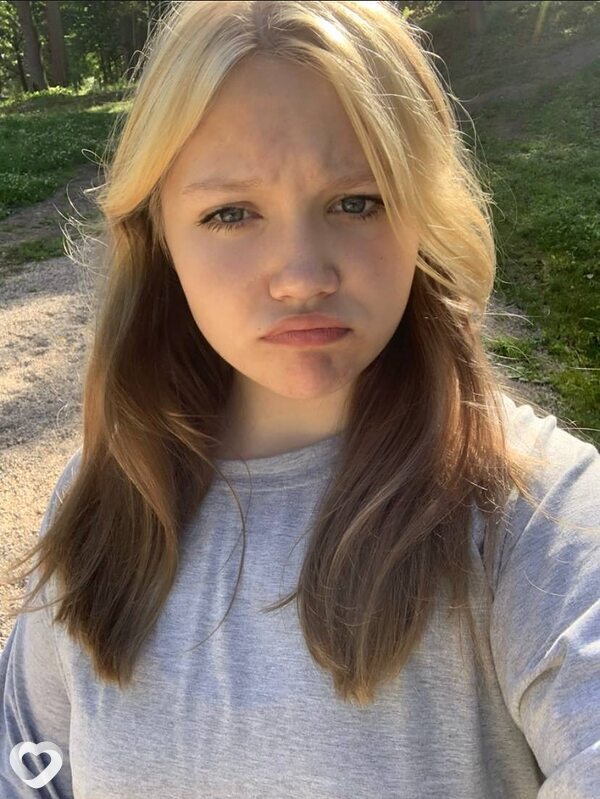 Анька, 18, Москве — анкета №4356578