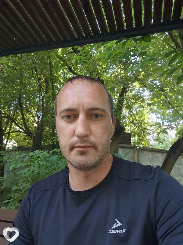 Владислав, 37, Москве — анкета №4357006