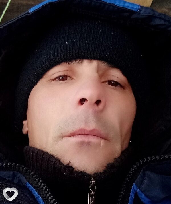 Виктор, 44, Медвежьегорске — анкета №4357743