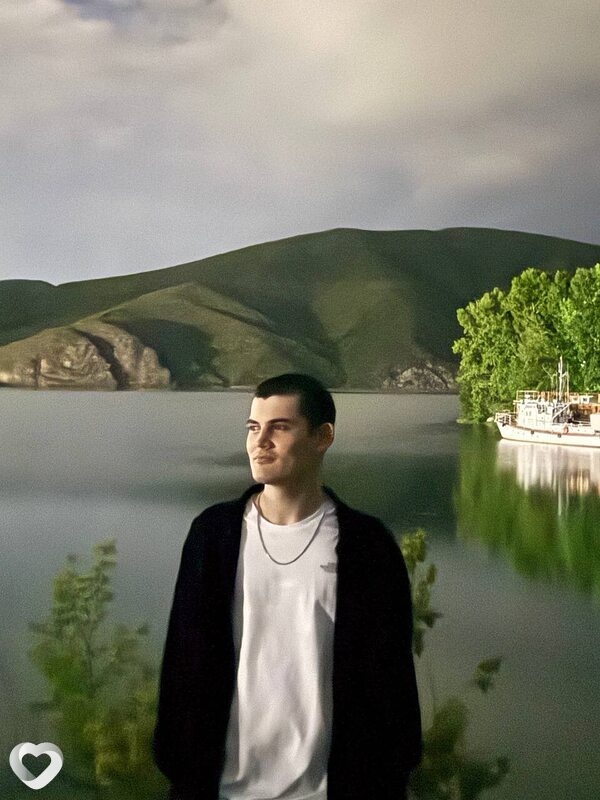 Влад, 24, Усть-Каменогорск — анкета №4358492