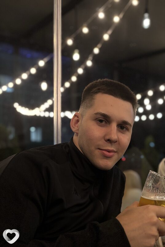 Стас, 23, Москве — анкета №4358948
