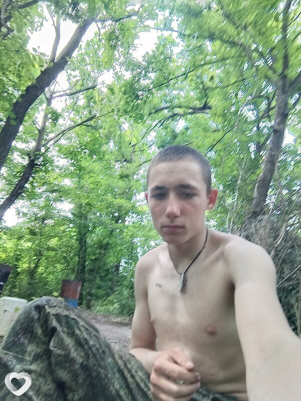 Костя, 18, Чите — анкета №4359174