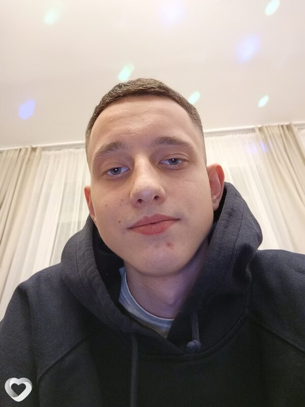 Андрей, 20, Санкт-Петербурге — анкета №4360233