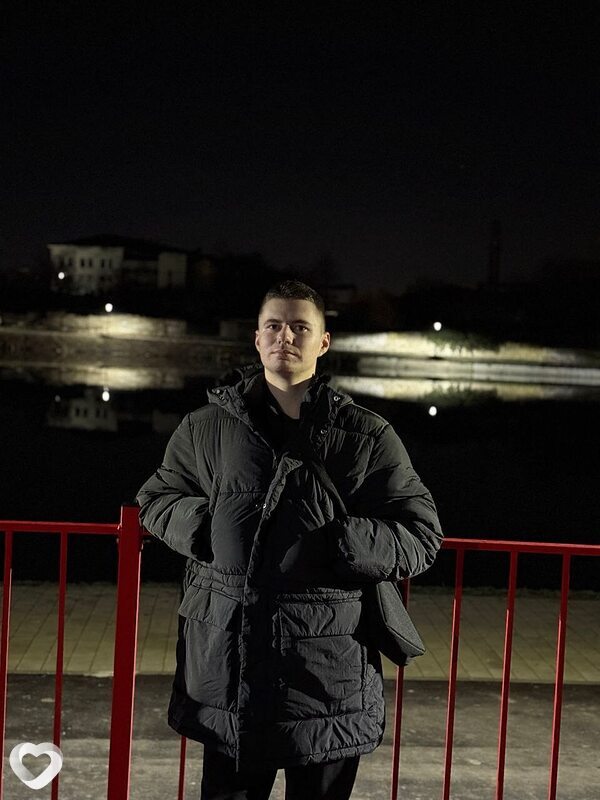 Александр, 20, Симферополе — анкета №4359472