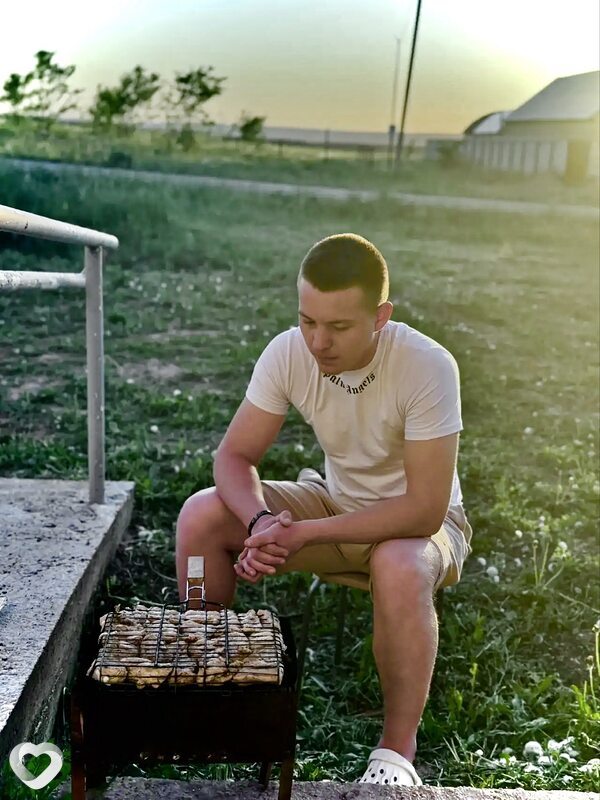 Денис, 21, Бугуруслане — анкета №4361996