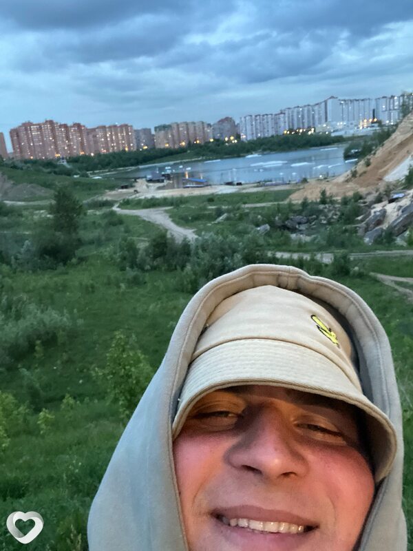 Денис, Дзержинский