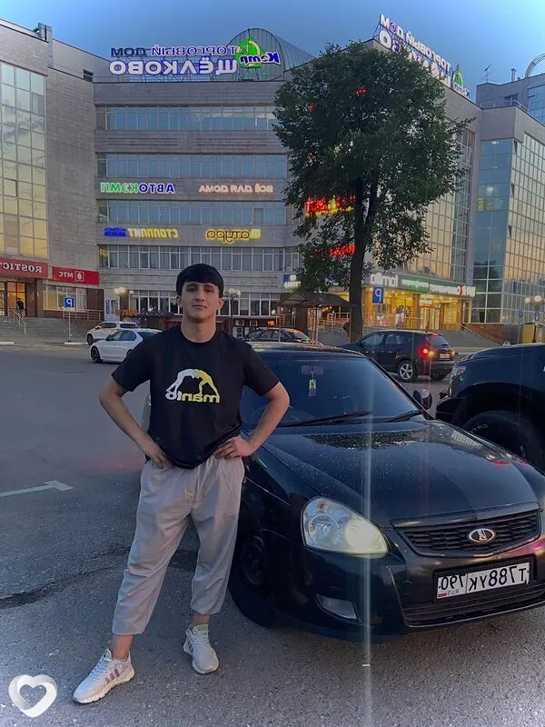 Umar, 21, Москве — анкета №4362067